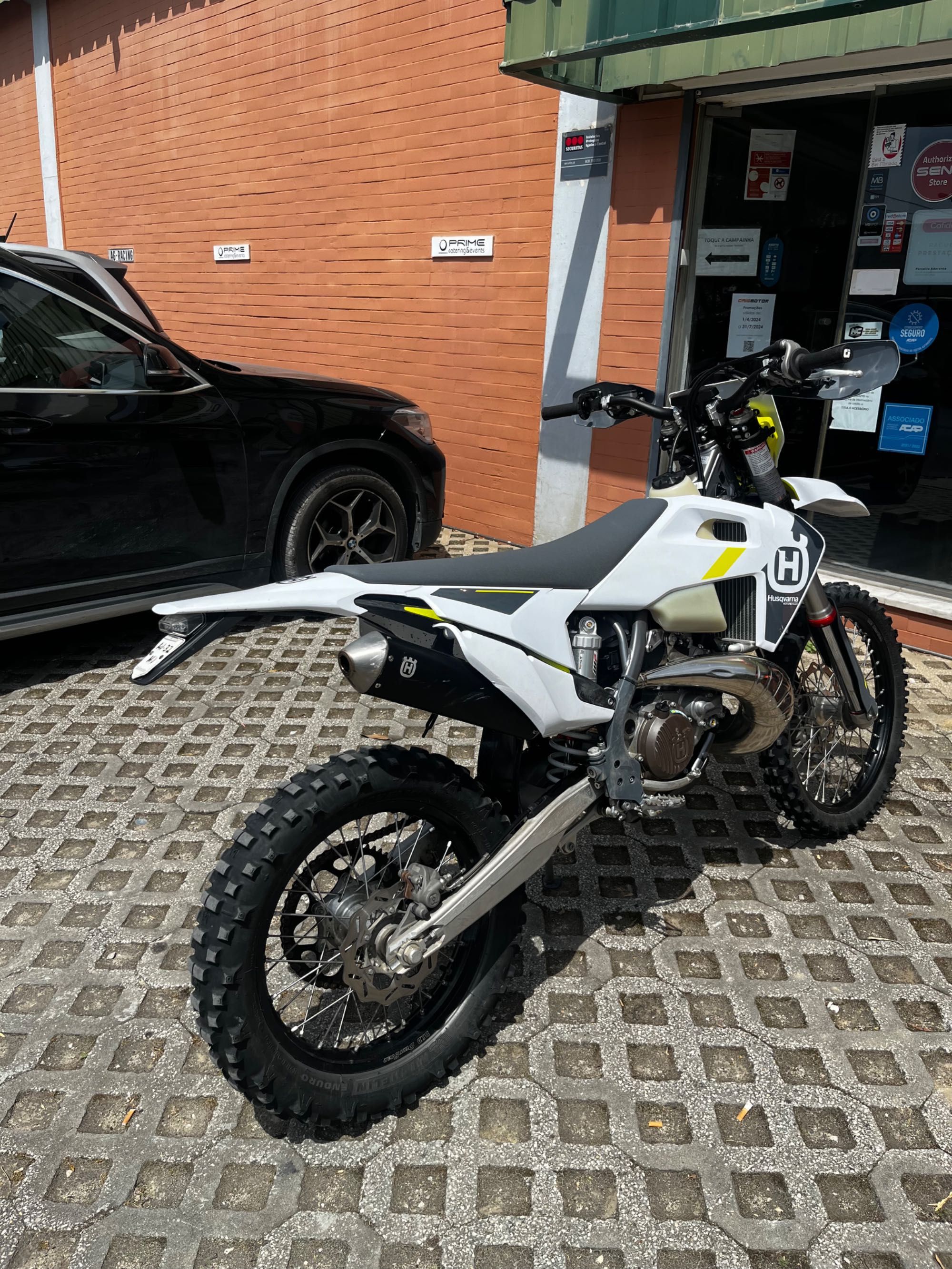 Moto Husqvarna TE 250