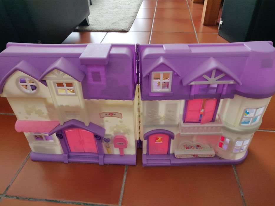 Casa You&Me com campainha e luz