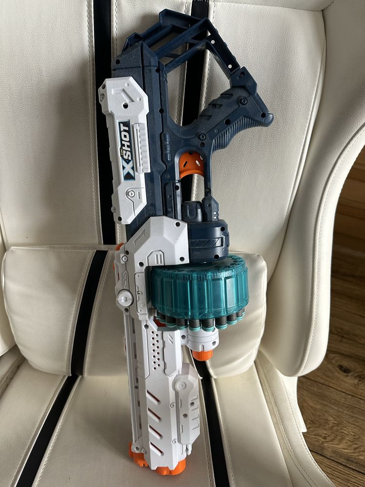 Pistolet zabawka xshot