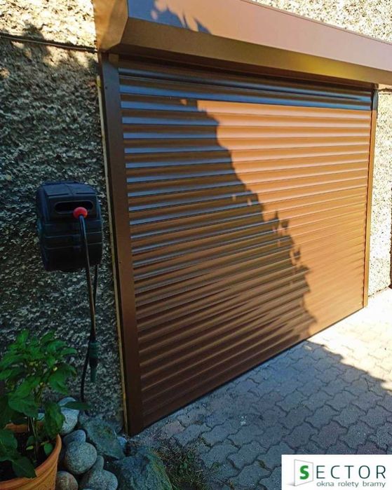 Przemysłowa brama rolowana PA 77