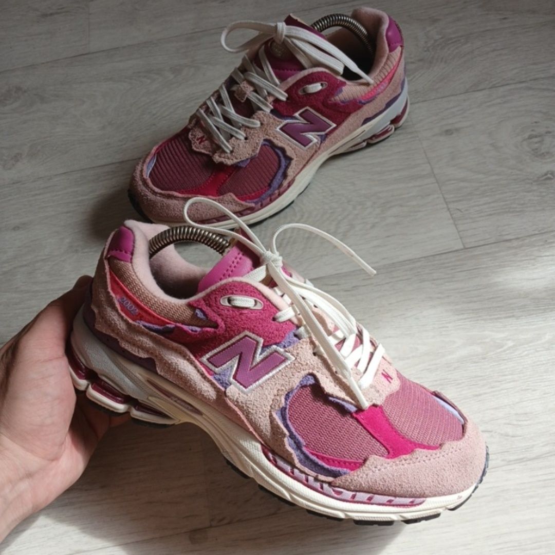 Кроссовки женские New Balance 2002 R Pink Оригинал.