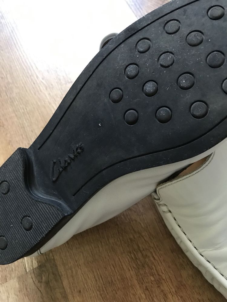 Лоферы, слипоны, оригинал Clarks, кожа