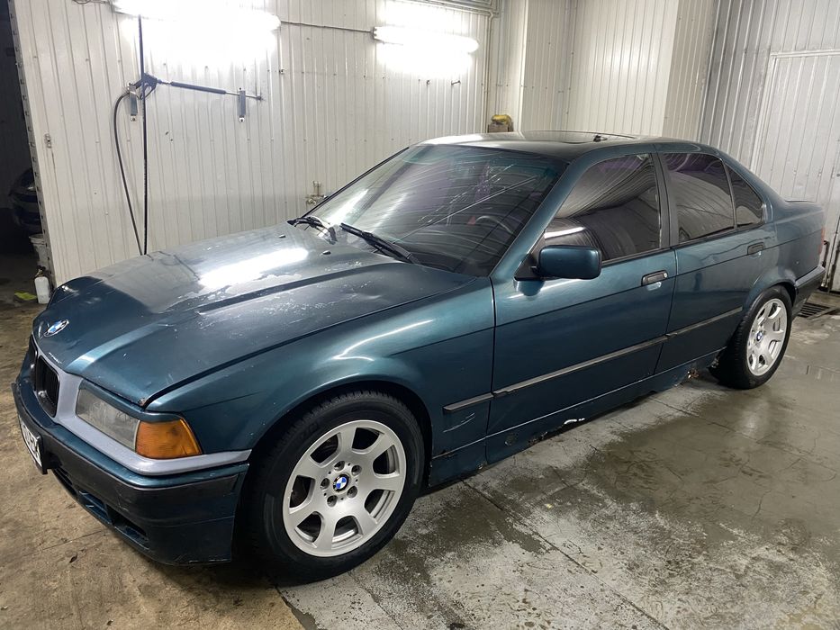 Bmw 318i E36 бензин