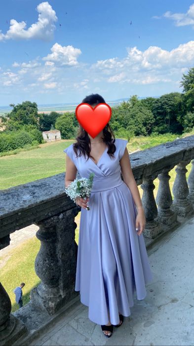 Жіноче плаття ( може бути як на випускний так і для дружки)