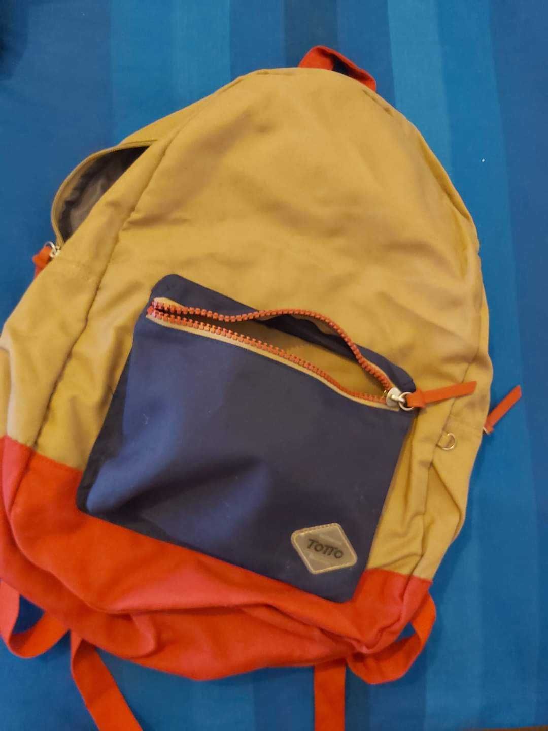 Mochila Totto nova