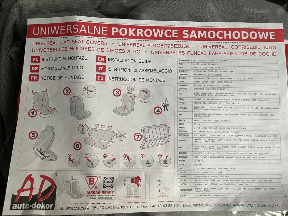 Pokrowce uniwersalne do auta - czarne