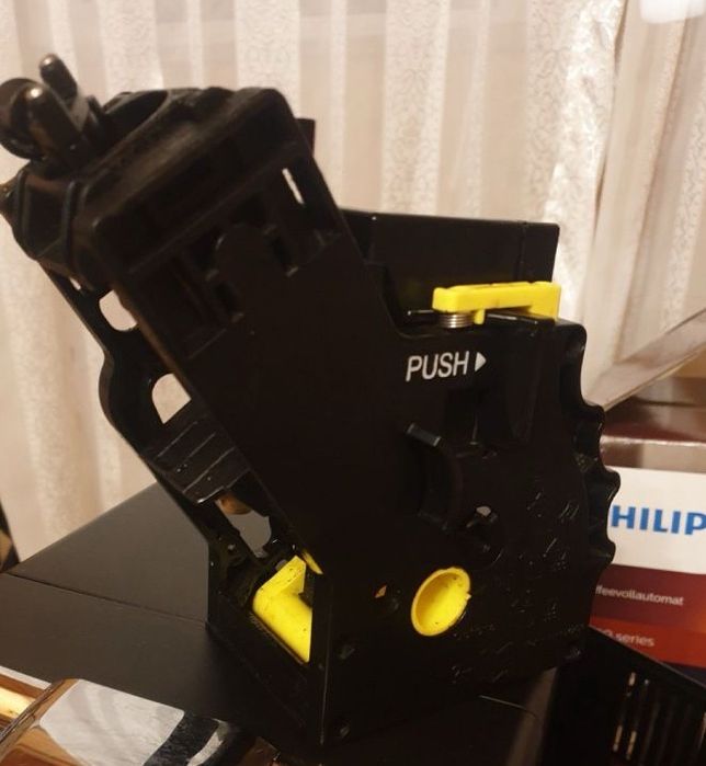 Кавоварка кавомашина Philips стан нововоі  з дому