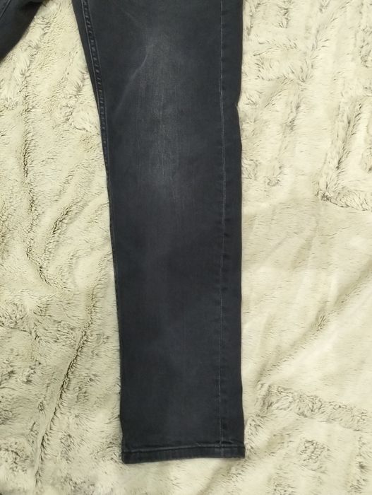 Чоловічі джинси pull and bear