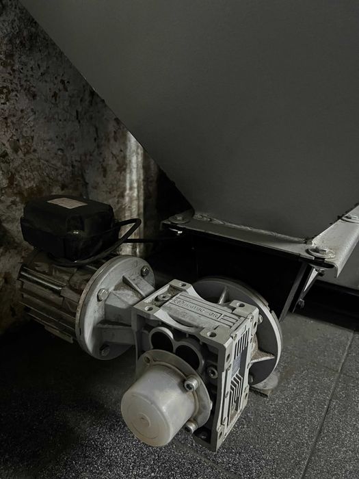 Palnik, podajnik do kotła na ekogroszek+zasobnik+dodatkowy ślimak