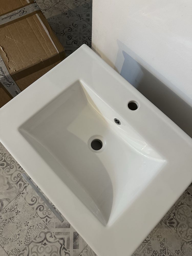 Szafka lazienkowa z szufladami z umywalka 60x47 nowa
