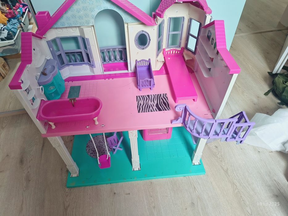 Sprzedam duży domek Barbie – 50 zł