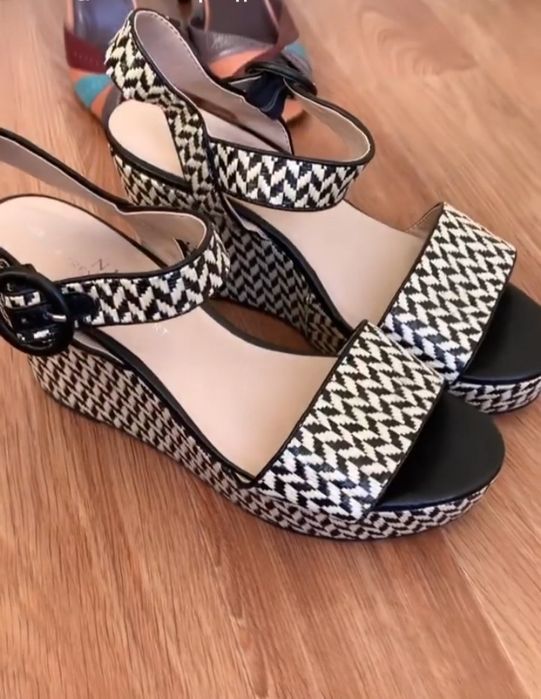 Безкоштовно віддаю