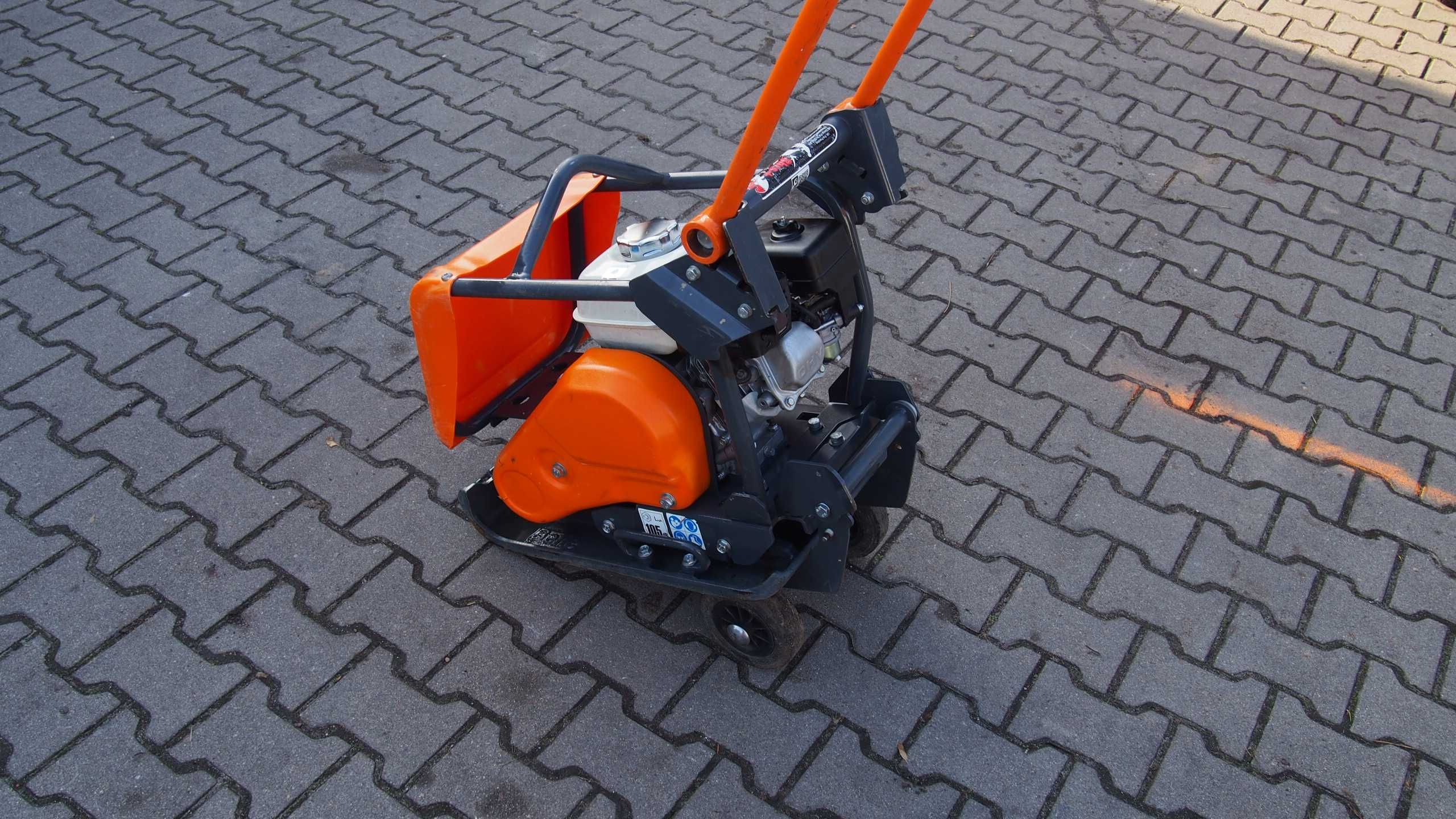 Belle  FC 3612 E 81 kg HONDA GX 120  Zageszczarka Ubijarka ubijak