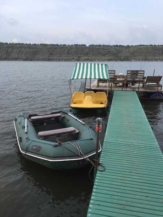 Будинок з басейном на р. Дністер . Риболовля. Відпочинок.