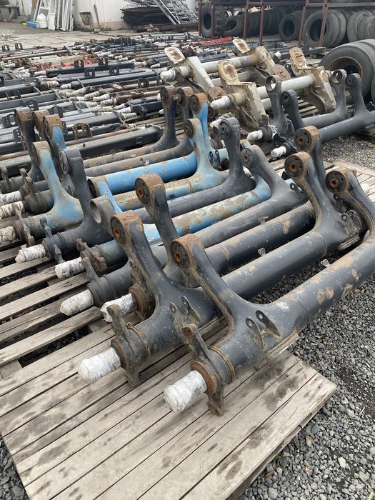 Оси,балки:Saf,Bpw,Mb,Ror,Smb,Trailor,Fruehauf,Gigant