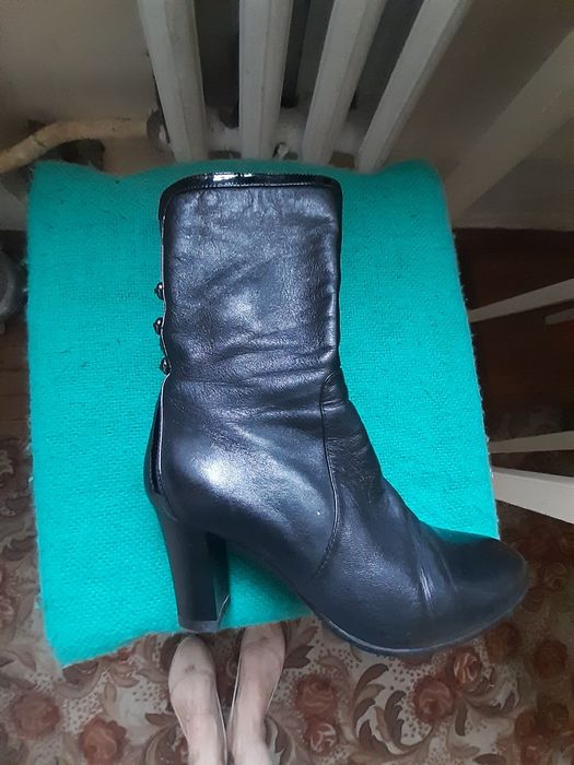 Чобітки шкіряні весняні