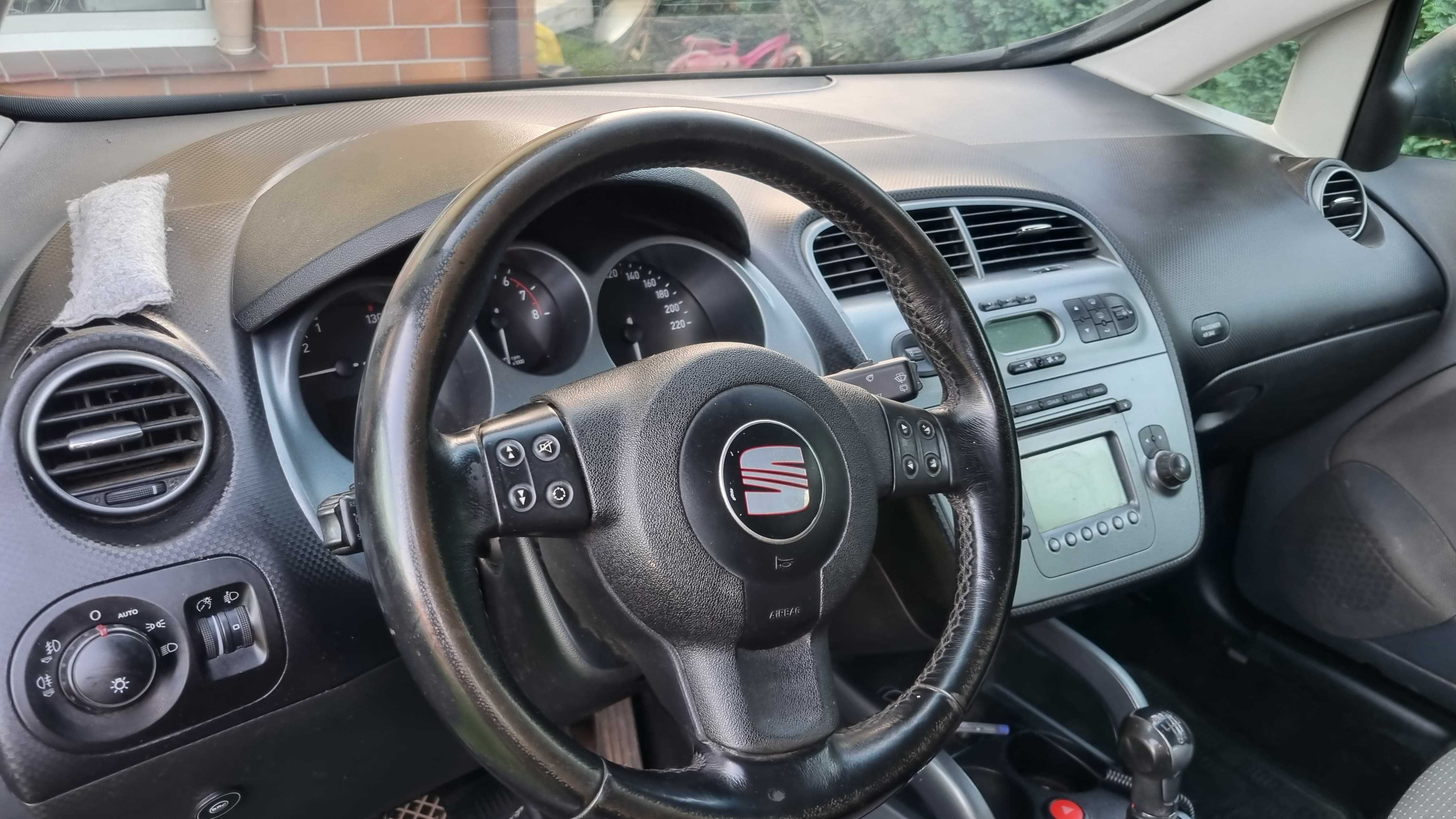 Sprzedam Seat Altea XL 2007 r benzyna + gaz