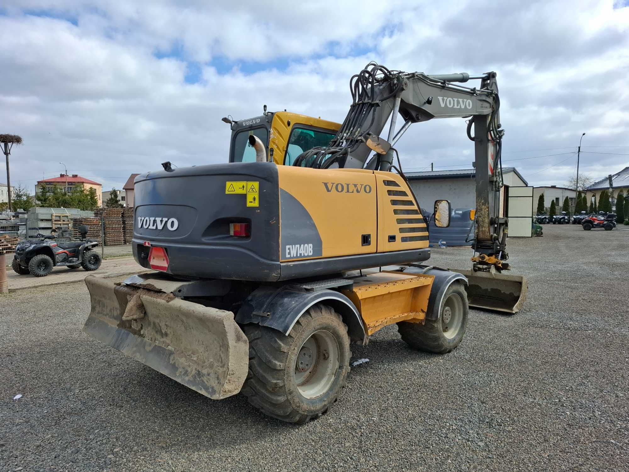 Koparka volvo 140B Rototil