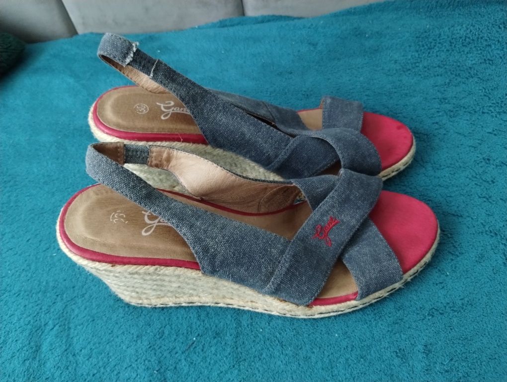 GANT sandały na koturnie, espadryle