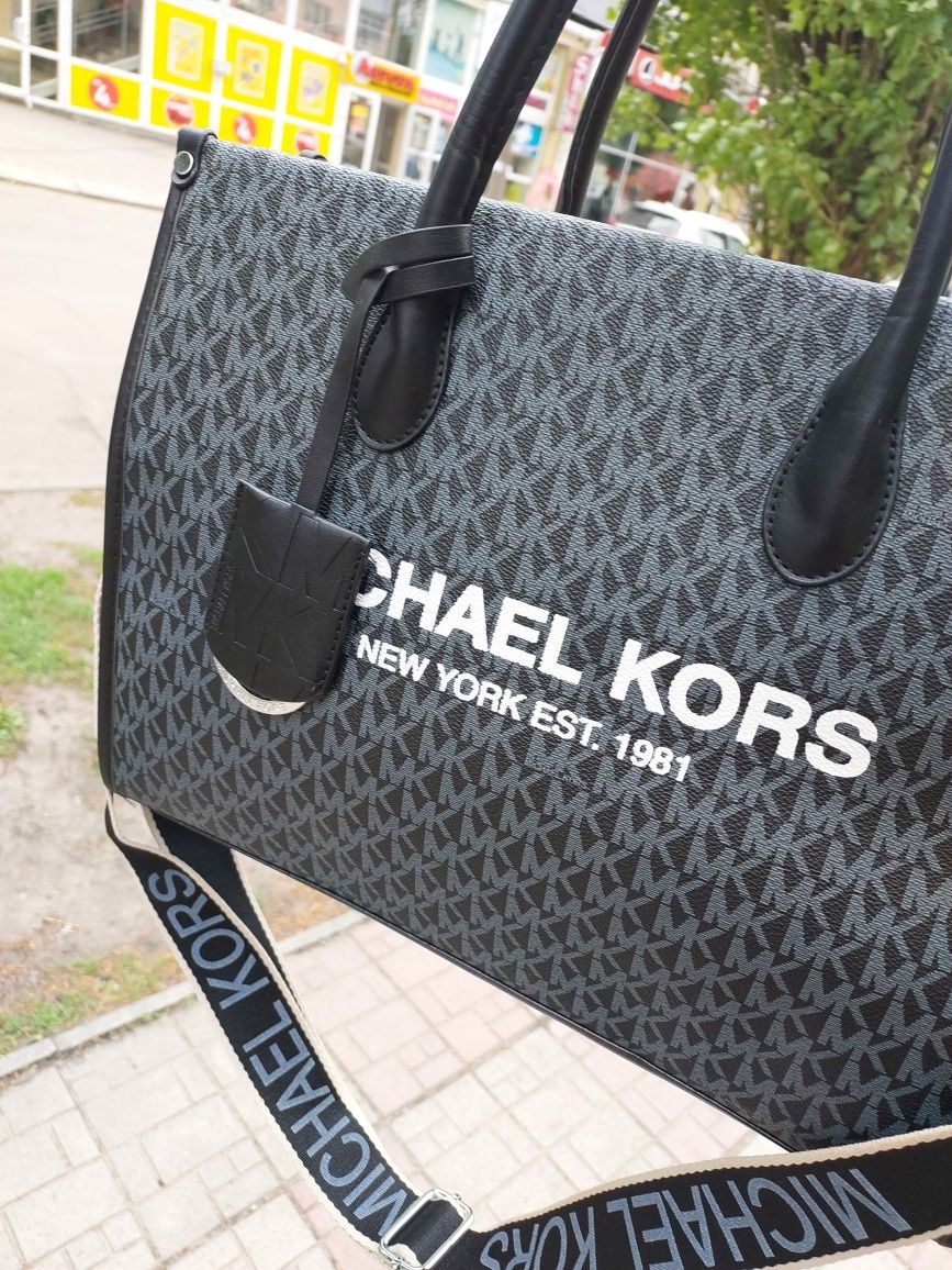 Сумка женская Michael Kors жіноча шопер класическая  чорная