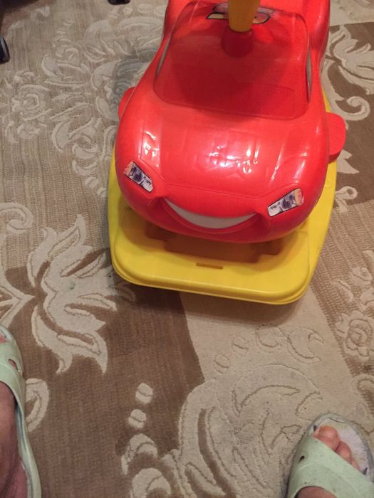 Машинка толокар маккуин Kiddieland молния