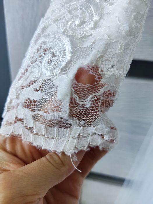 Suknia ślubna koronka