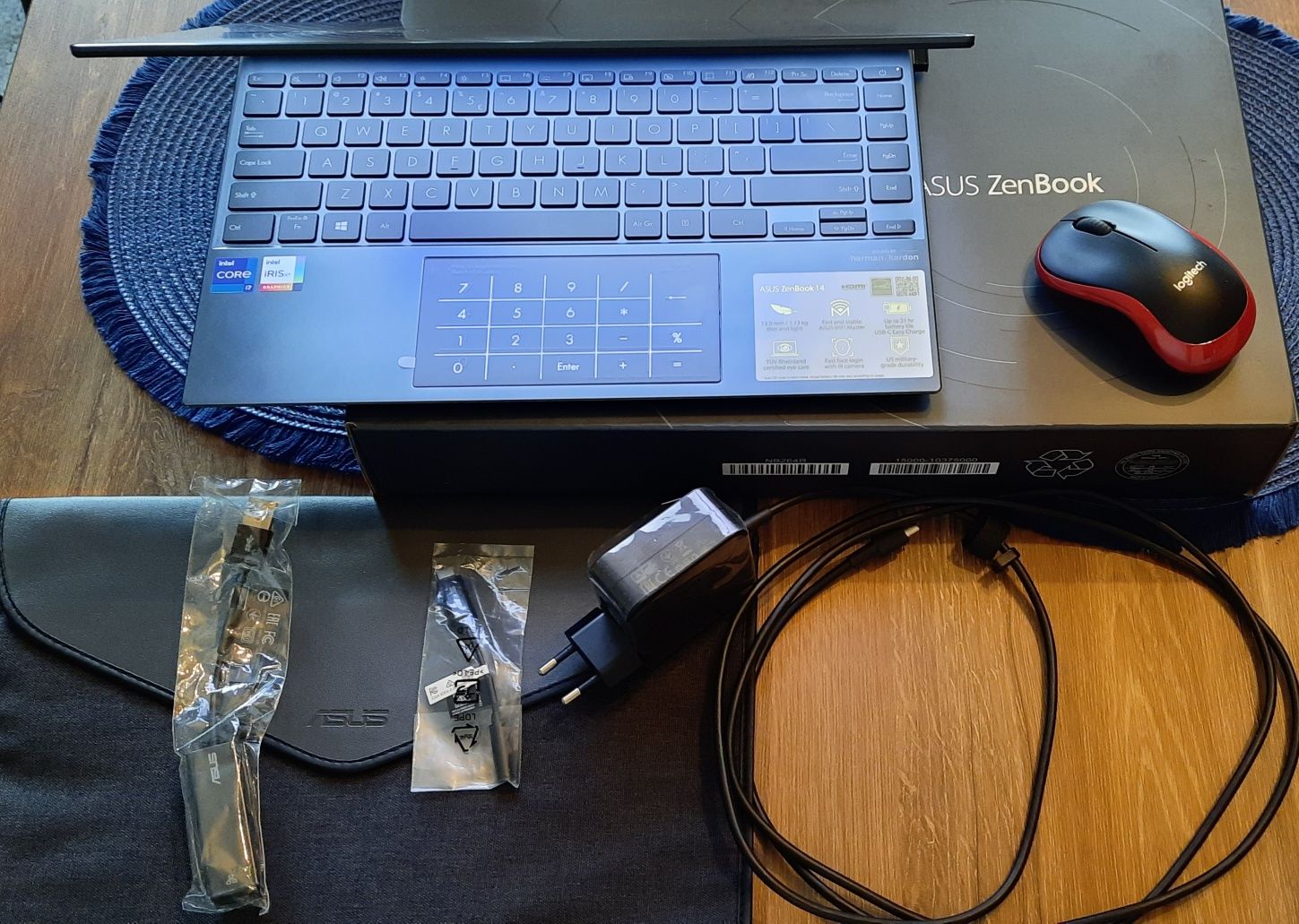 ASUS ZenBook 14 Intel Core i 7– stan idealny
