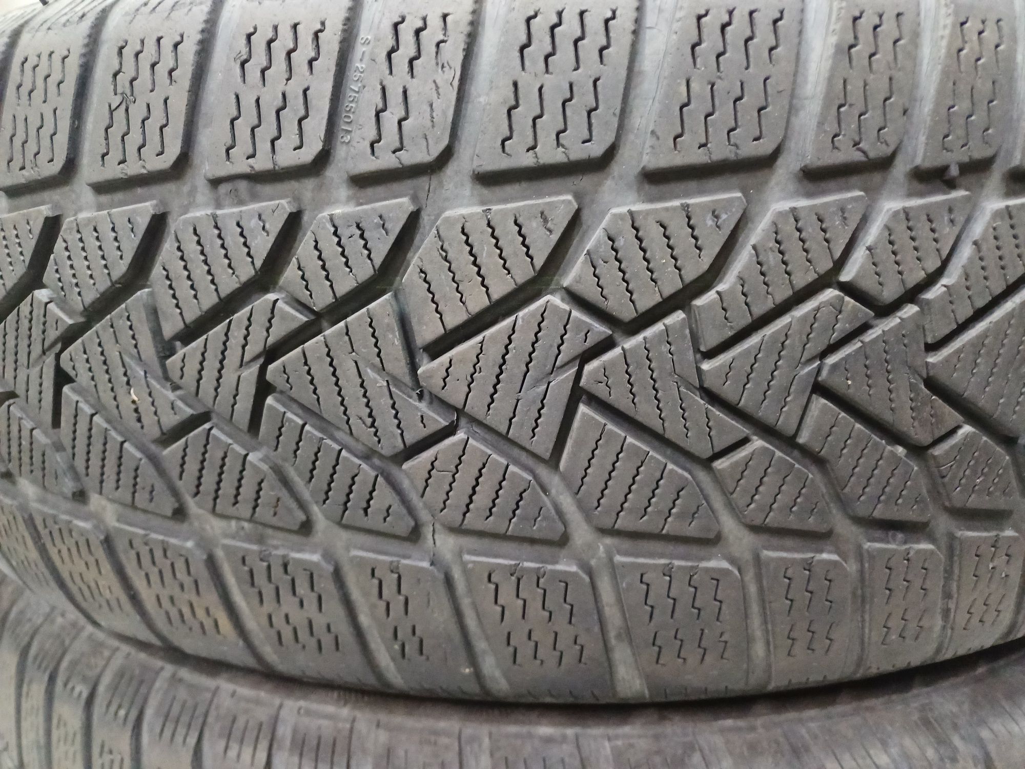 2 opony zimowe 205/60r16 2022r UNIROYAL 6mm