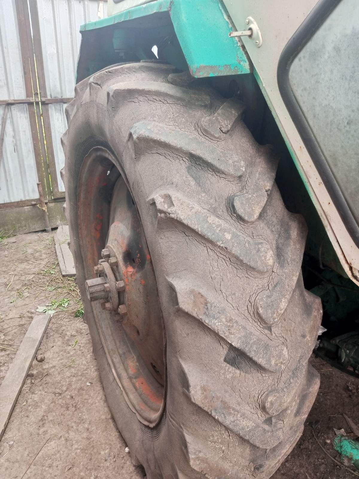 Продам трактор ЮМЗ