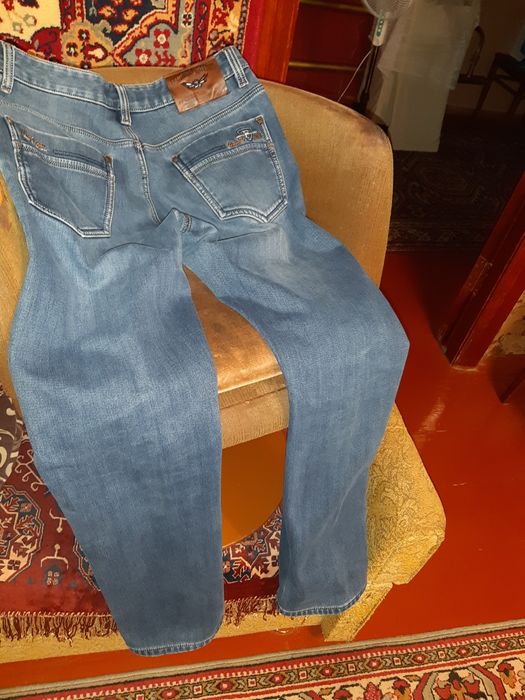 Джинсы в отличном состоянии