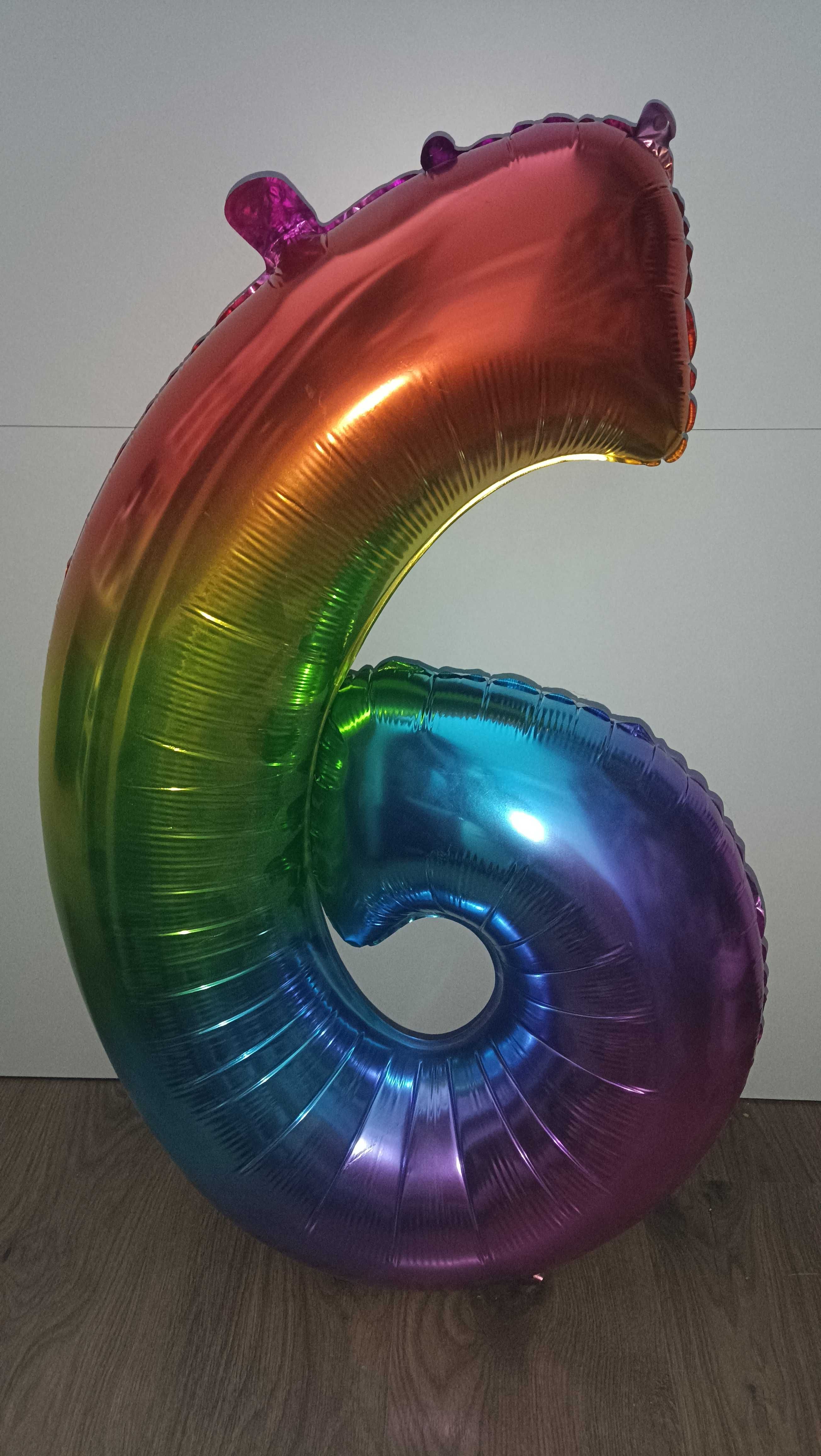 Kolorowy balon urodzinowy cyfra 6 lub 9 oddam za darmo