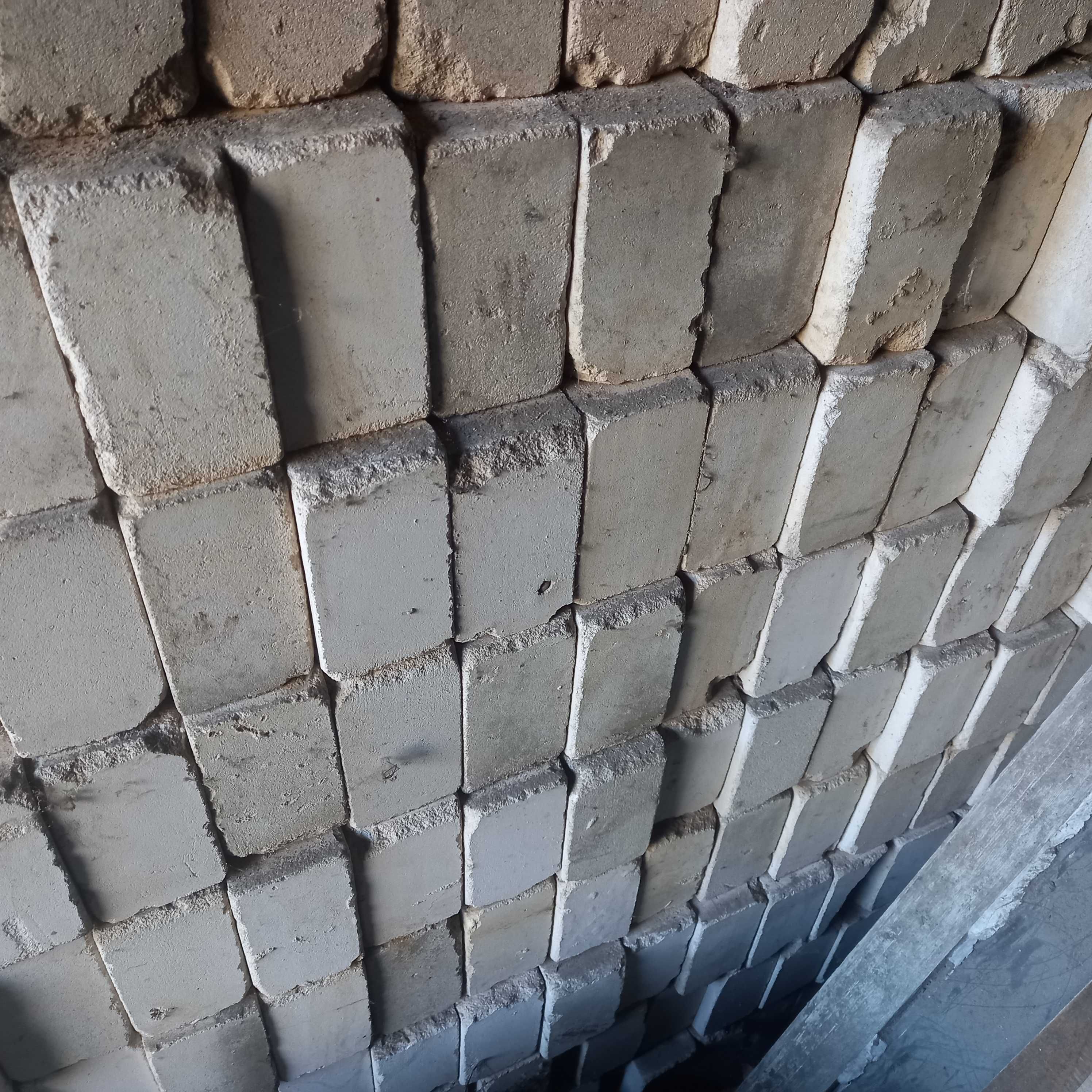 Cegła silikatowa biała 25 x 12 x 6