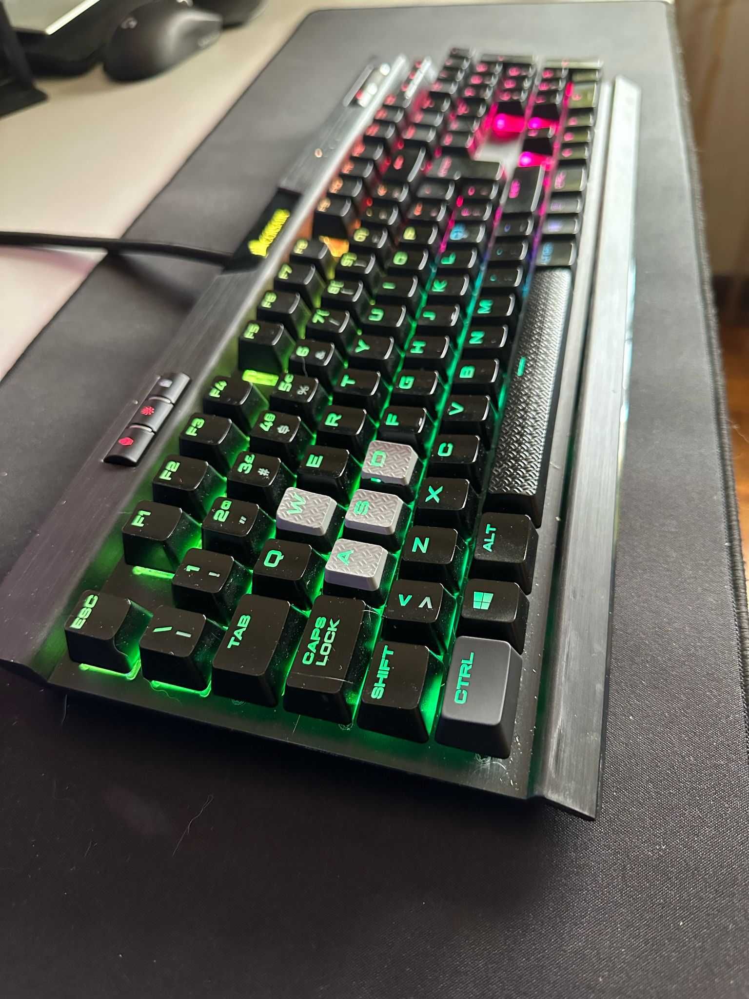 Teclado Corsair K70 MK.2 Layout PT