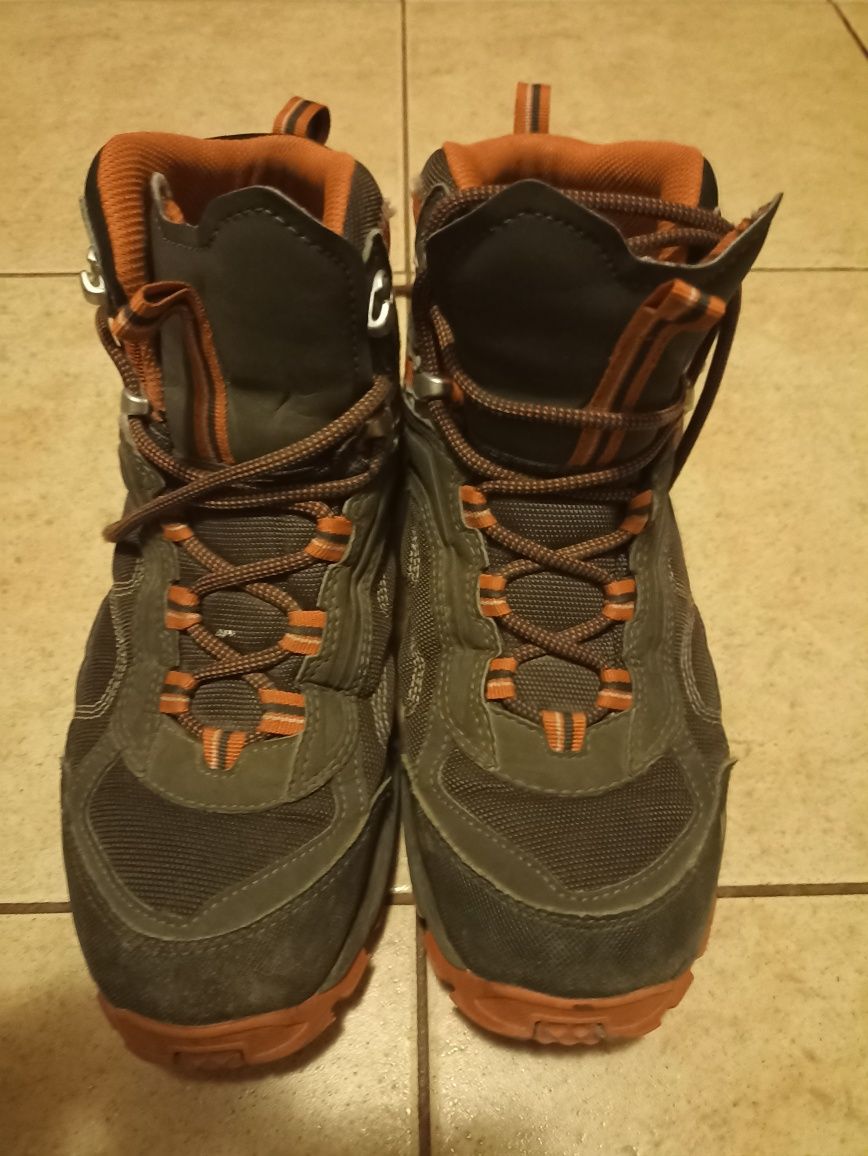 Buty Quechua Decathlon- Forclaz 100 MID WP, rozmiar 42, stan BDB