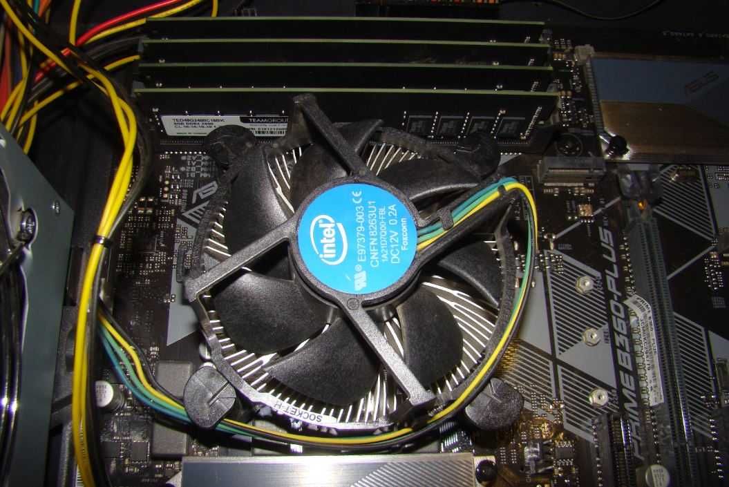 Материнка Asus B360-Plus,i3-8100 | DDR4 32 Gb.