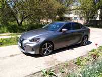 Lexus is 200t.  год 2017 . Обмен недвижимость