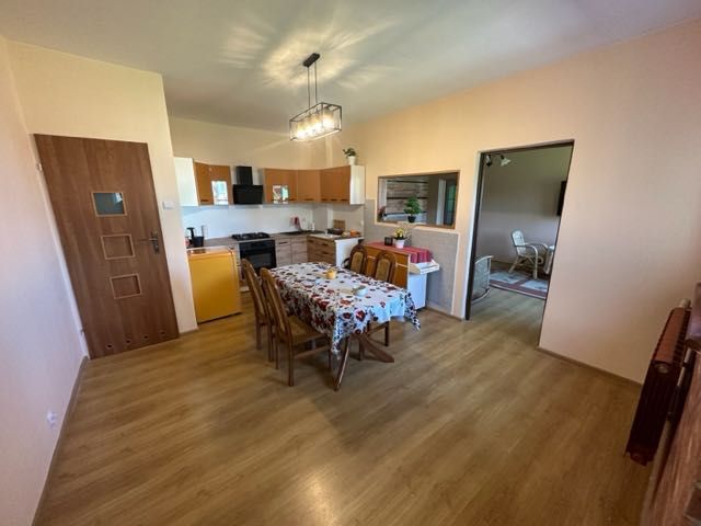 Wynajmę 2 mieszkania /1 miesz pow 38 m2 ,1 miesz-75m2 w Duchowo