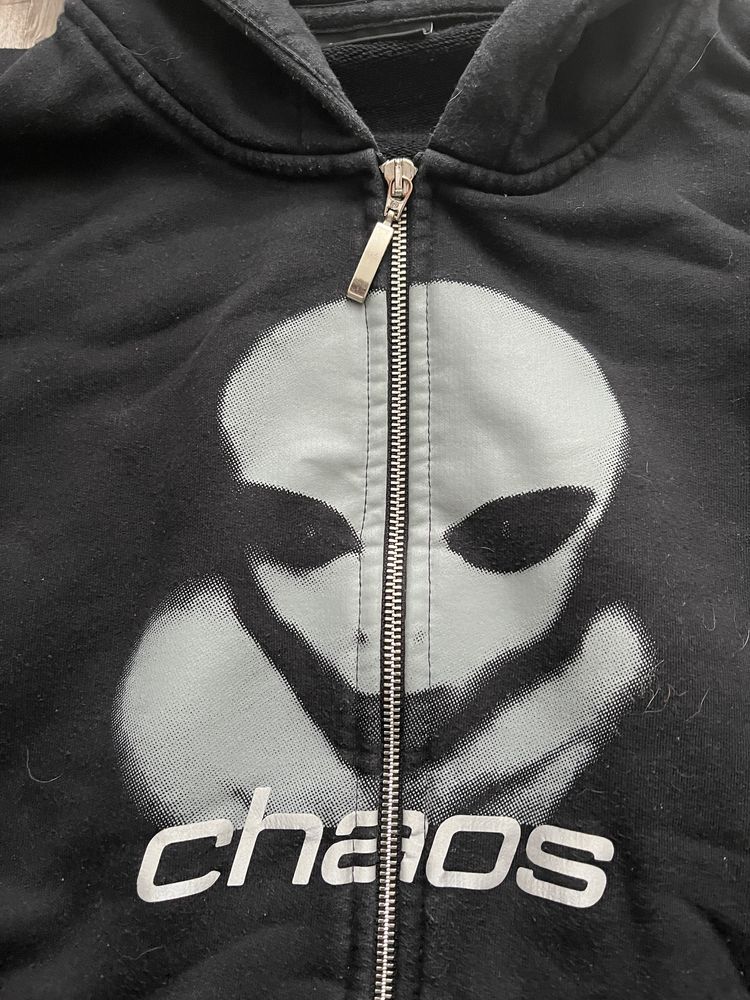 Czarna bluza chaos meska