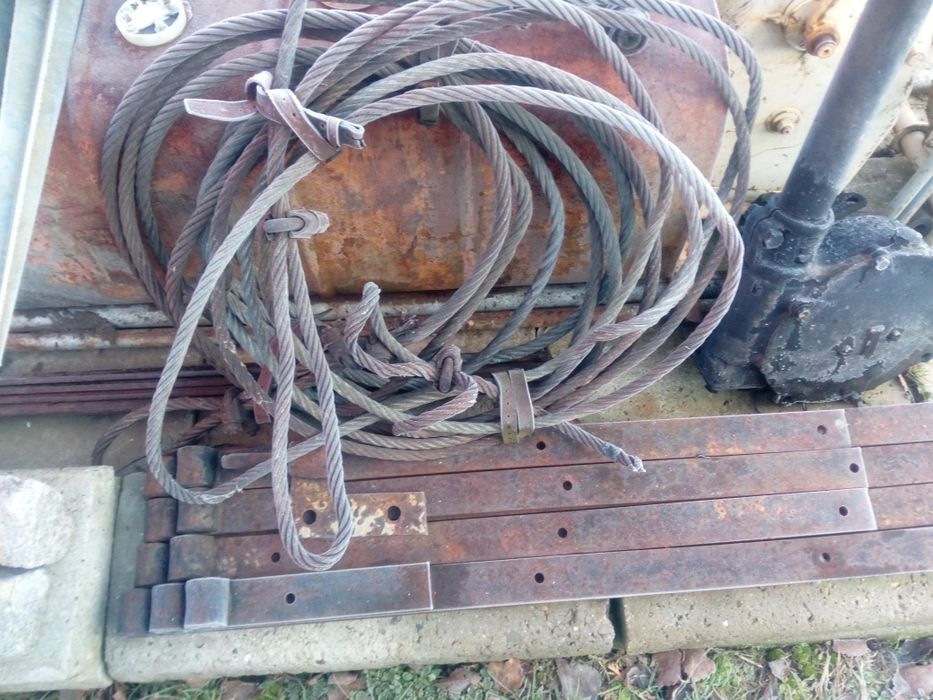 Wojskowe liny z wciągarek wojskowych PRL loftt .zabytek