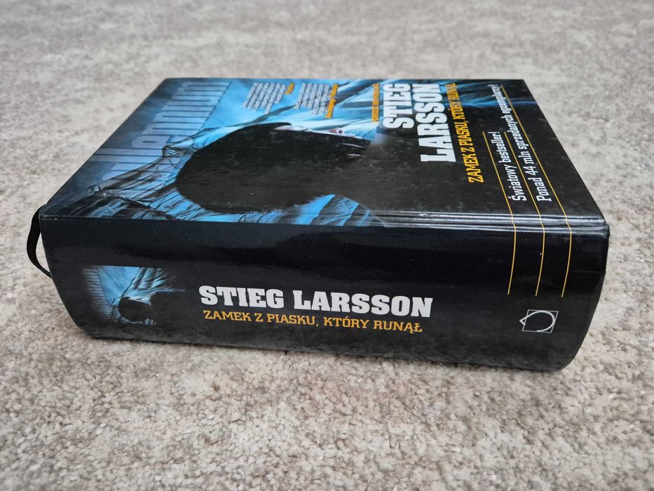 Stieg Larsson Zamek z piasku, który runął twarda oprawa