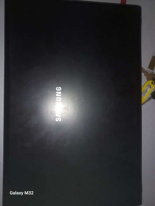 Ноутбук  samsung