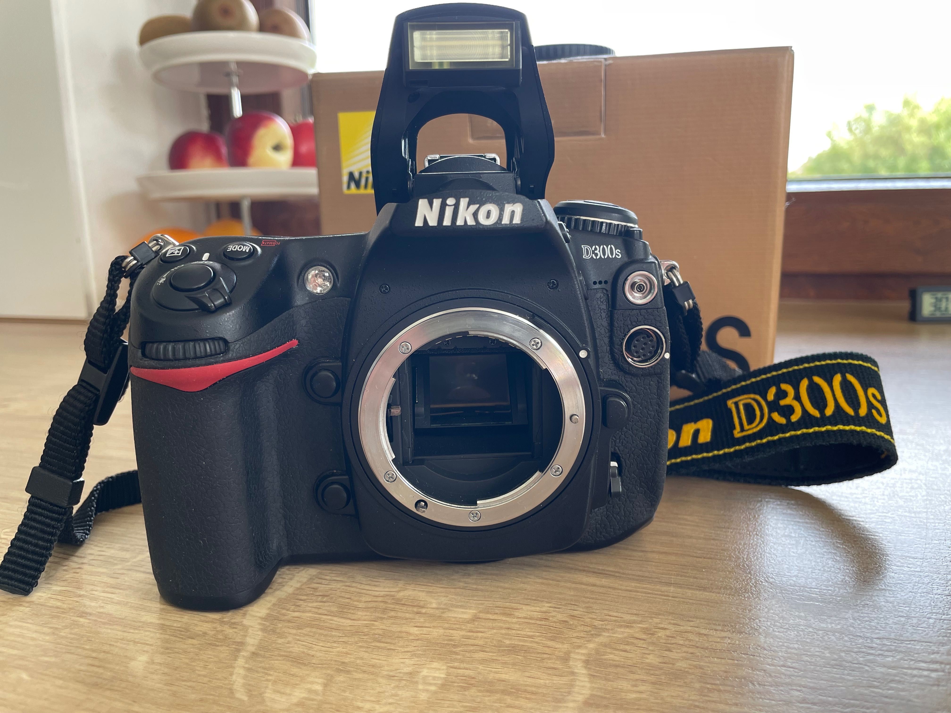 Aparat Nikon D300S komplet mały przebieg 20tys