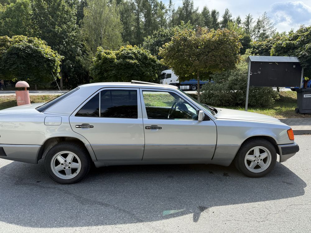 Mercedes w124 300d