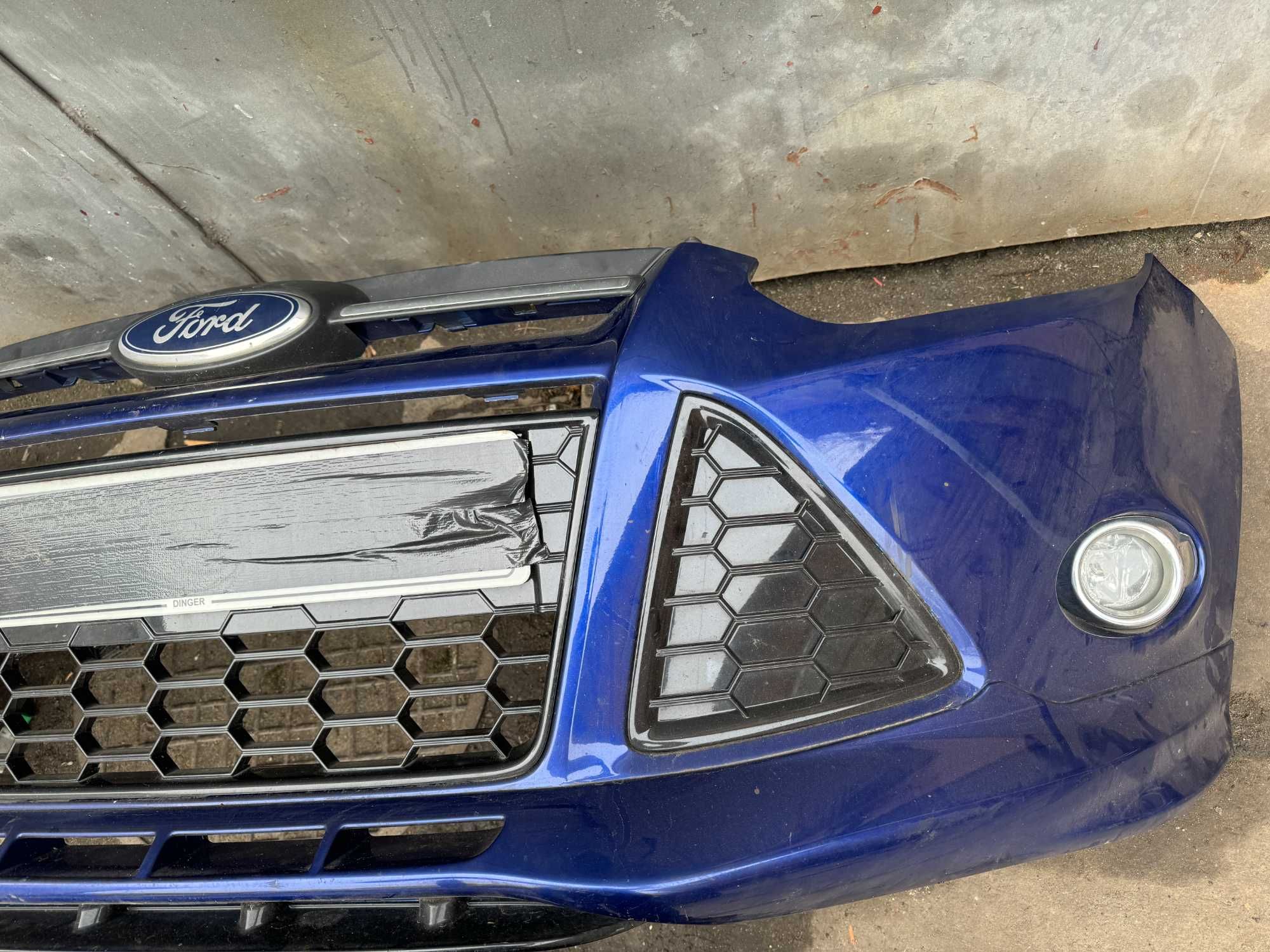 zderzak przód ford focus mk3 kompletny