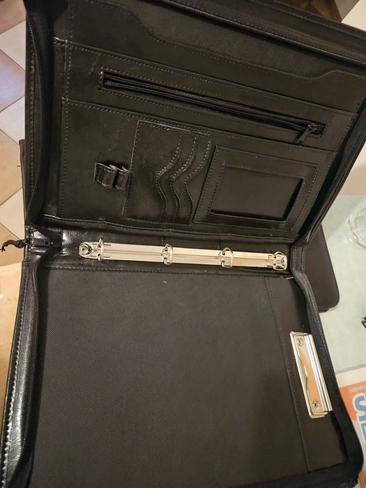 Teczka aktówka na dokumenty