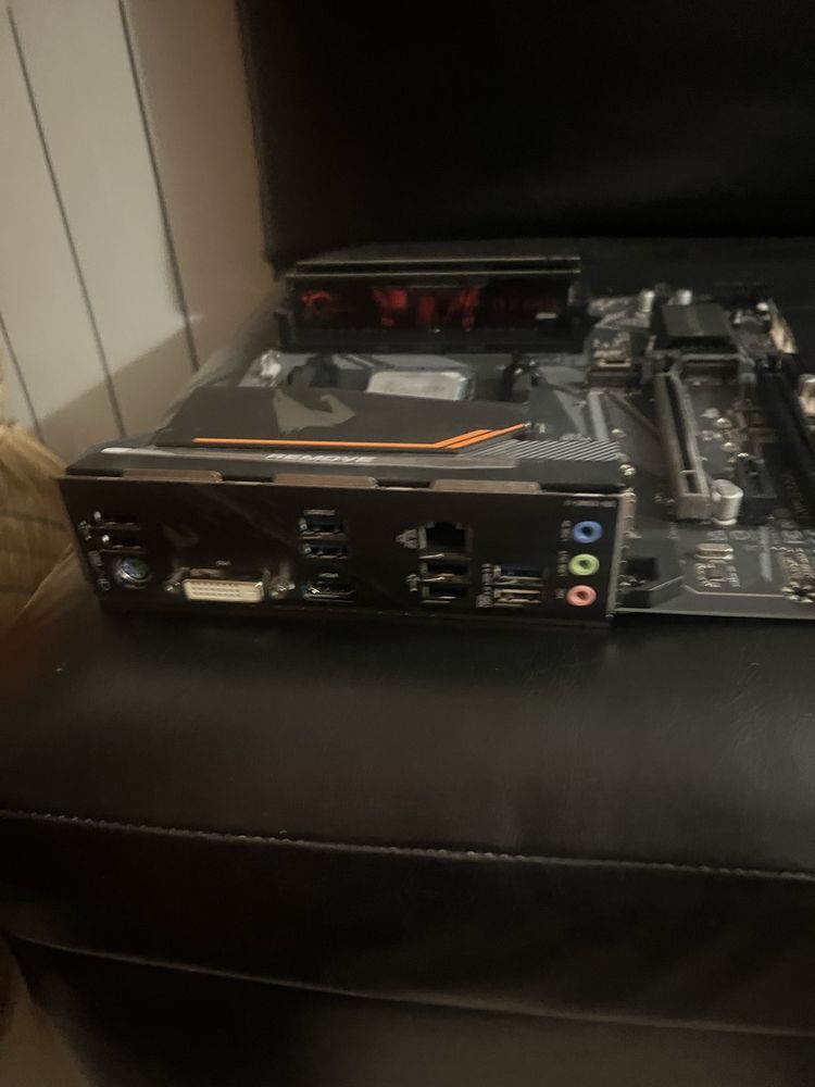 Материнська плата GIGABYTE B55M AORUS ELITE з процесором та оперативою