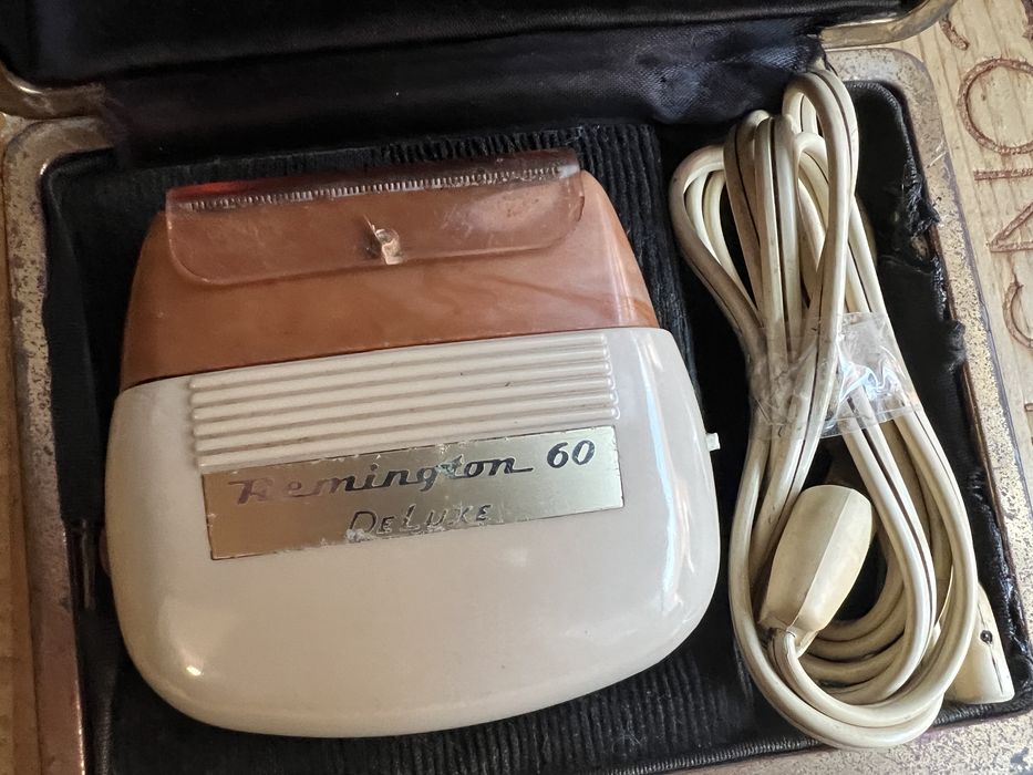 Máquina Barbear Remington Deluxe 60