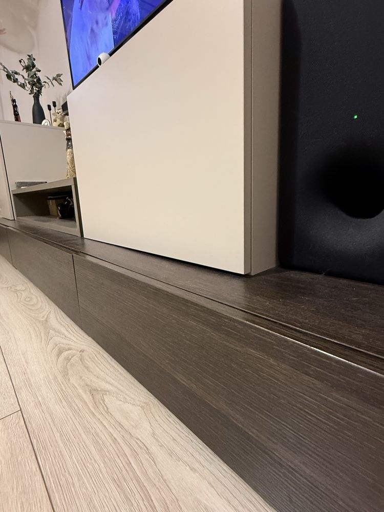 Zestaw szafek firmy VOX - model HiFi