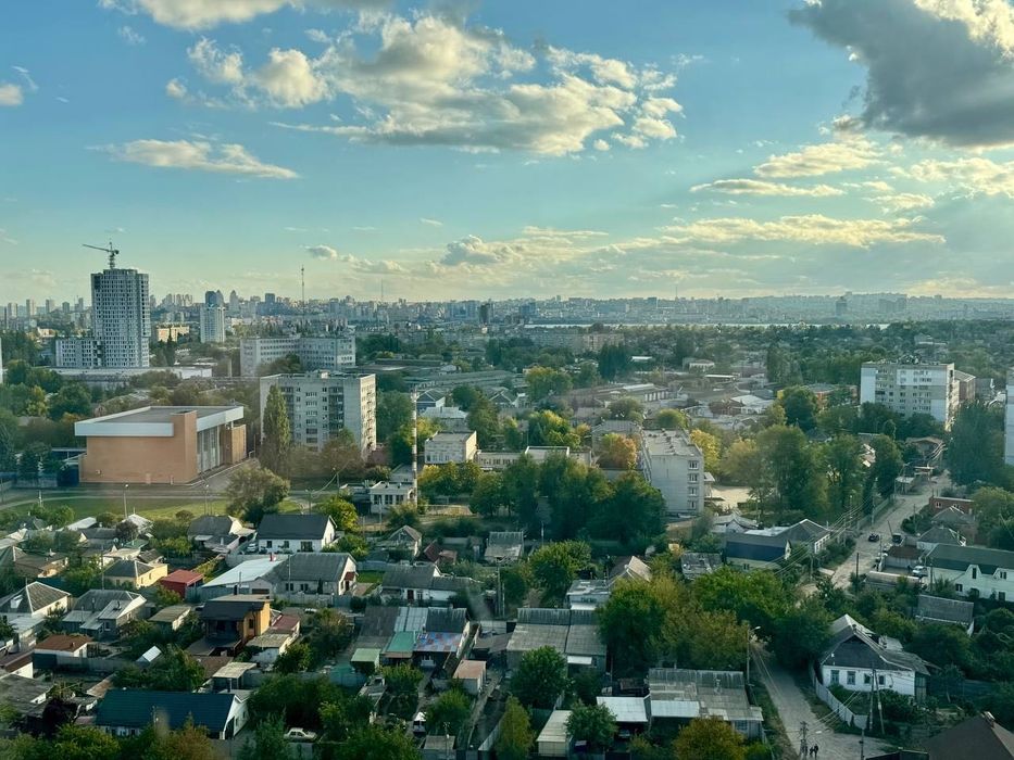 Продажа 4к с ремонтом в новом доме, паковка на два авто