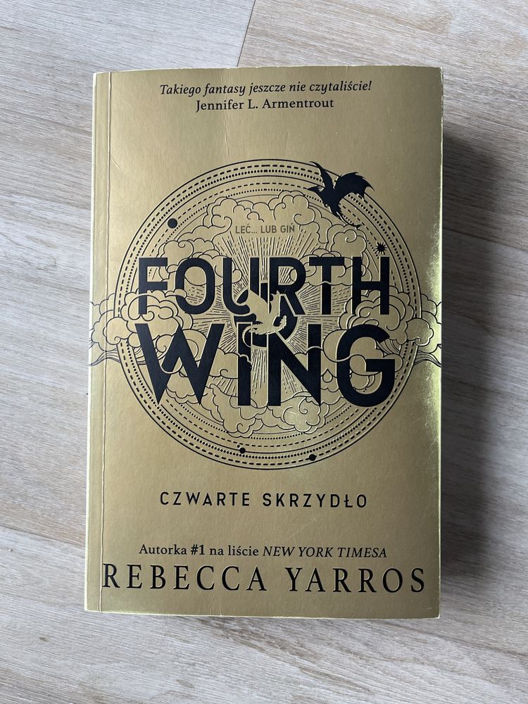 Fourth Wing. Czwarte Skrzydło - Rebecca Yarros